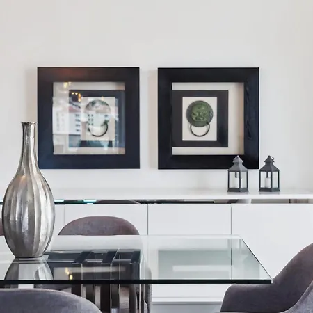 Suburban Views By Homie Ferienhaus *