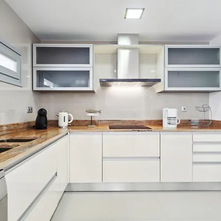 Vakantiehuis Suburban Views By Madeira Sun Travel *