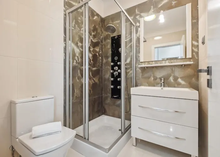 Suburban Views By Homie Funchal (Madeira)