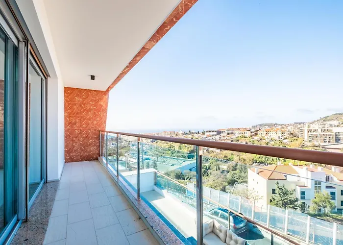 度假居 Suburban Views By Homie 丰沙尔